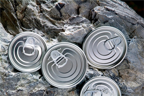 How do the products produced by the tin cans manufacturers get the recognition of consumers