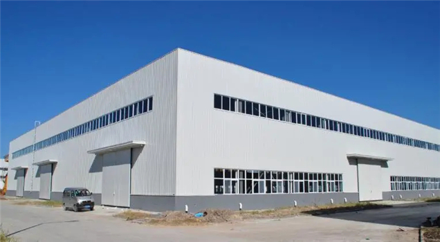 What are the characteristics of steel structure workshops in use