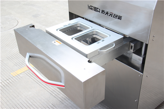 What are the user requirements for the tray sealing machine