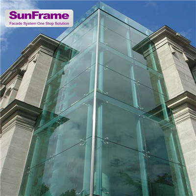 What are the characteristics and performance of curtain wall
