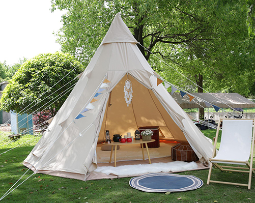 bell tent or tipi glam camp