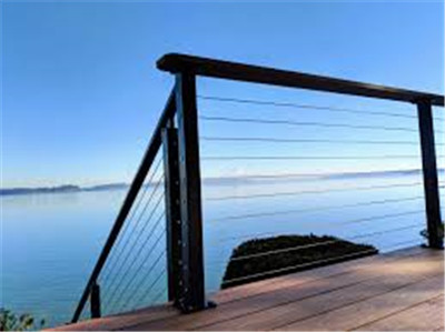What are the benefits of cable railing