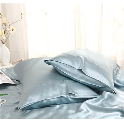 Which fabric is good for silk pillowcase