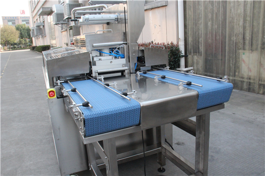 What should I pay attention to when choosing a tray sealing machine