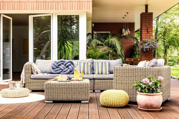Update Your Yard with Beautiful and Practical Outdoor Furniture  