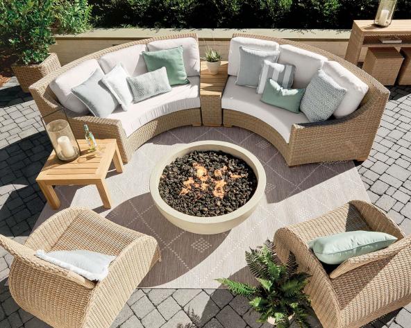 Transforming Your Small Yard into a Stylish Space