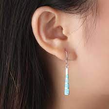 How To Pick Blue Dangle Earrings？