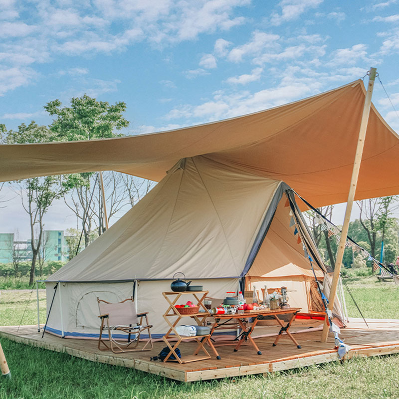 Bell tent glam camp