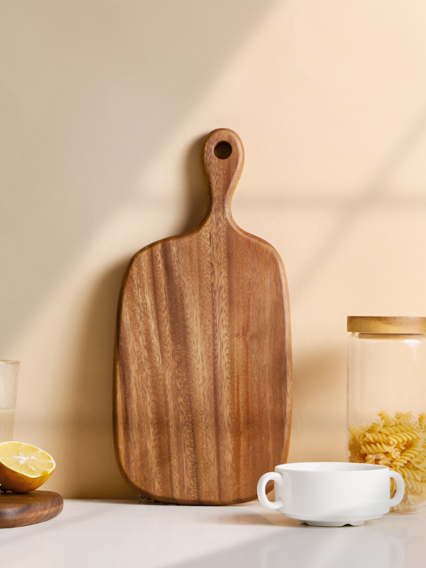 Household wooden chopping board