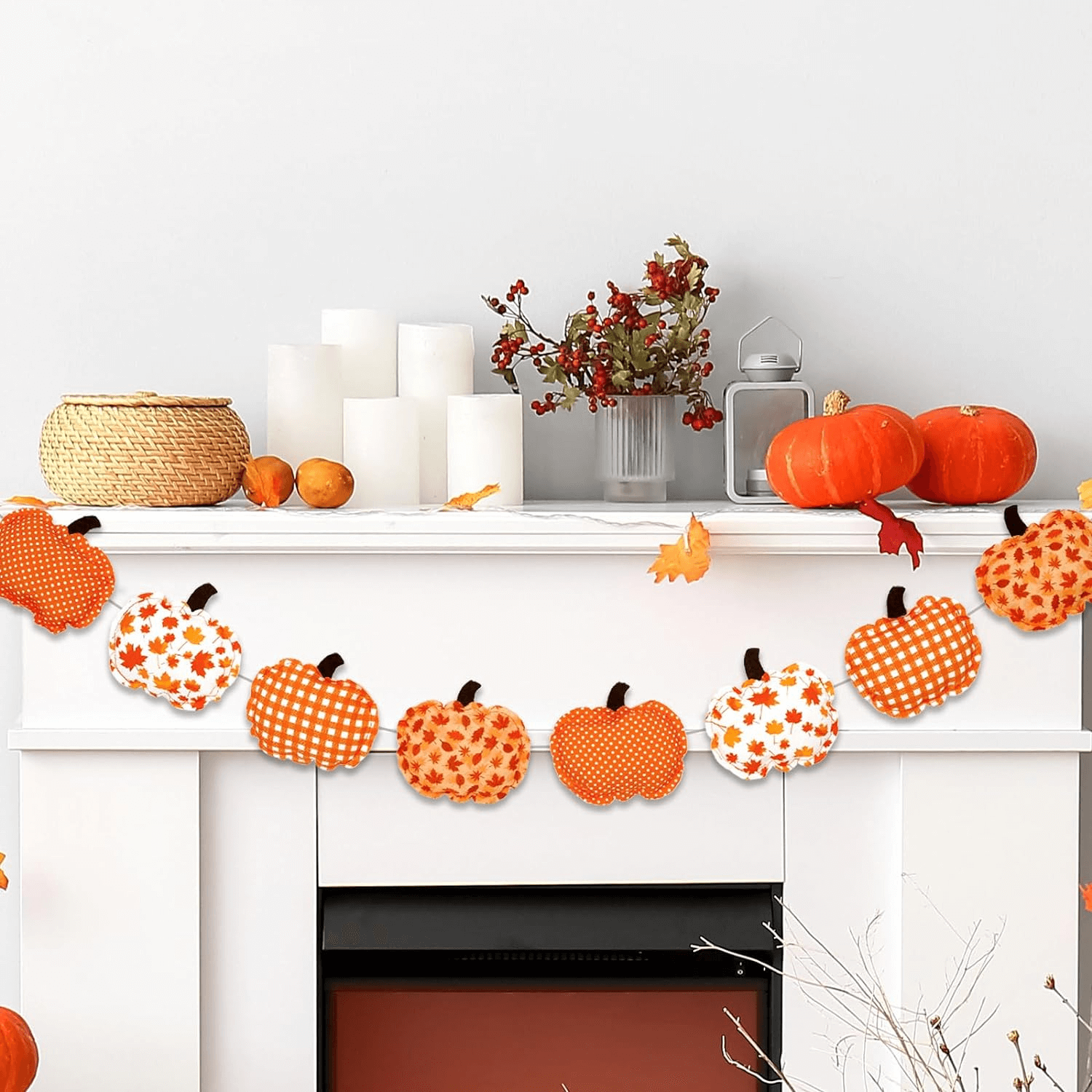 thanksgiving mantel decor