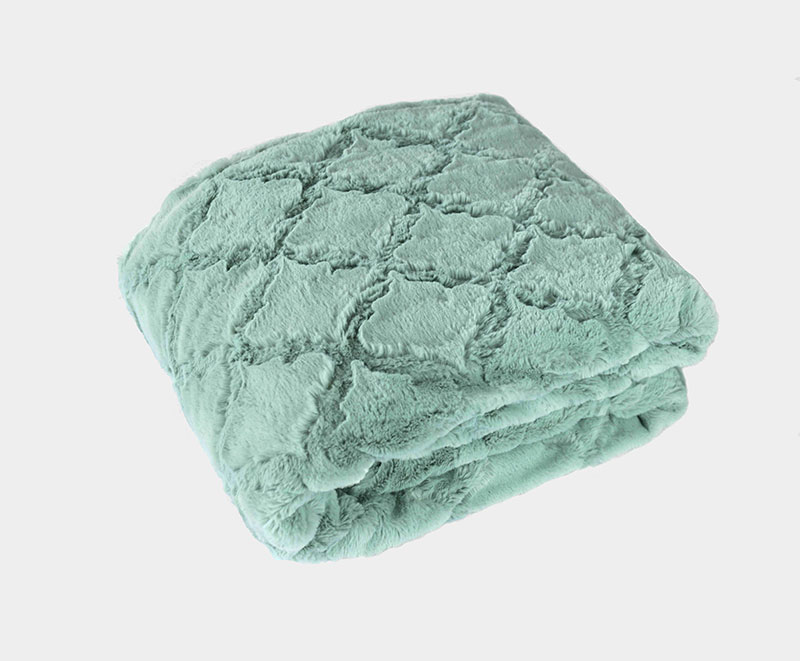 Solid PV brush blanket with sherpa backing 1010102