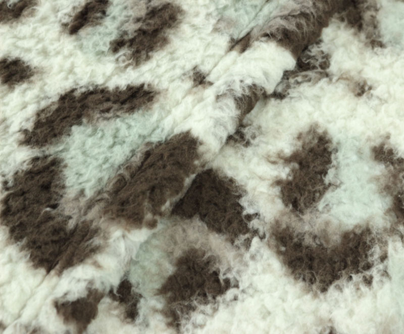 Soft leopard print lamb fleece blanket 1060217