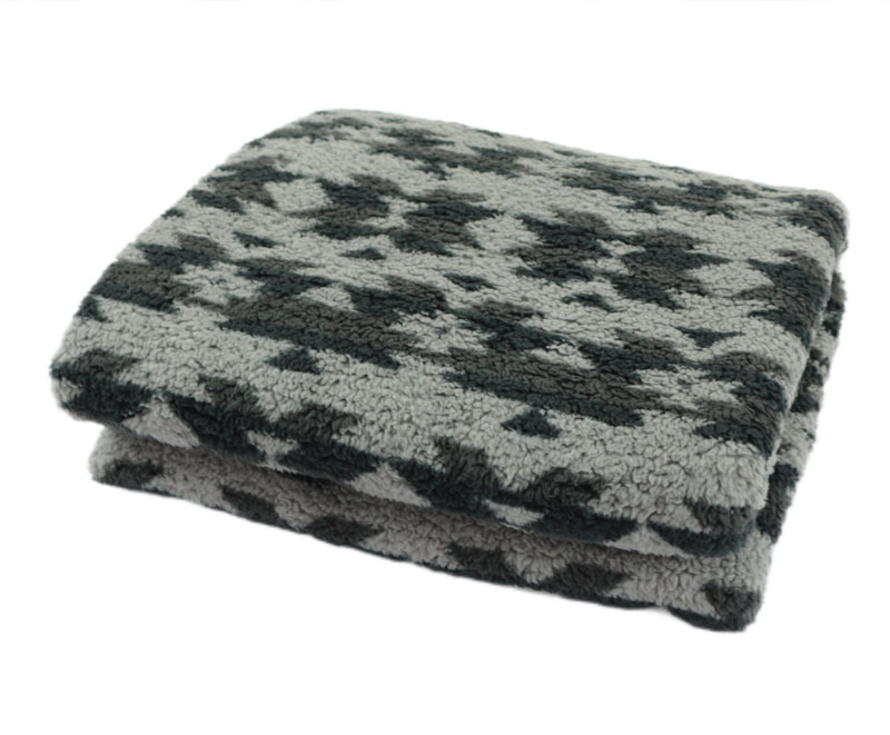 Thick soft printed lamb fleece blanket 1060218