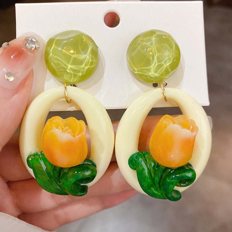 yellow tulips earrings