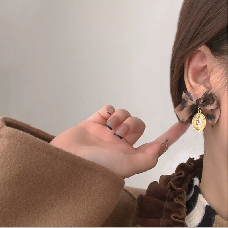 Women’s Bow Portrait Coin Dangle Earrings