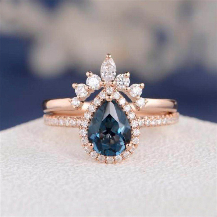 Classic droplets zircon ring