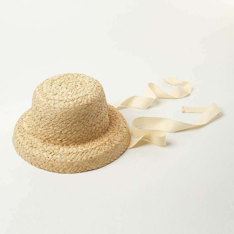 Hand knitting lafite grass sun hat