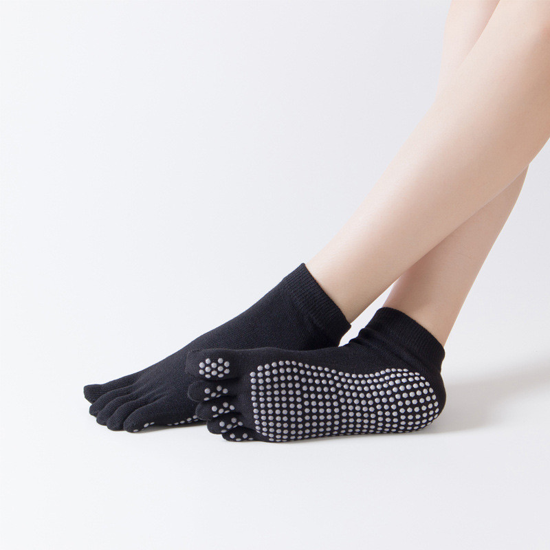 Black Ladies Yoga socks manufacturer