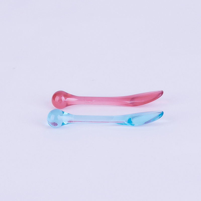 Small Massage Cosmetic Plastic Spoon