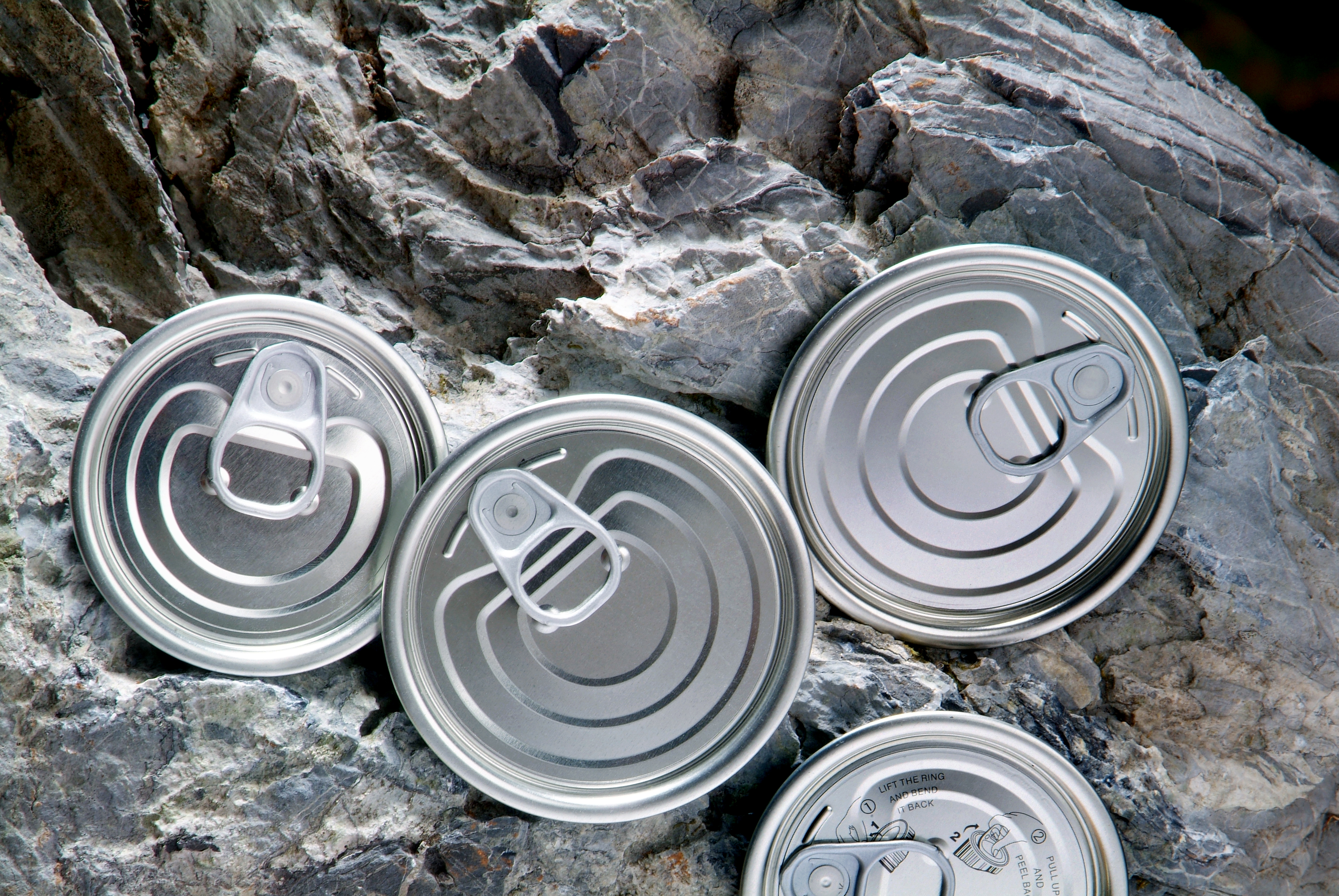 tin cans for sale Chinese manufacturer