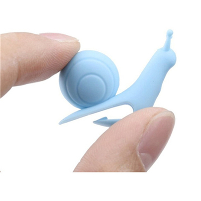 Silicone facial cleansing brush