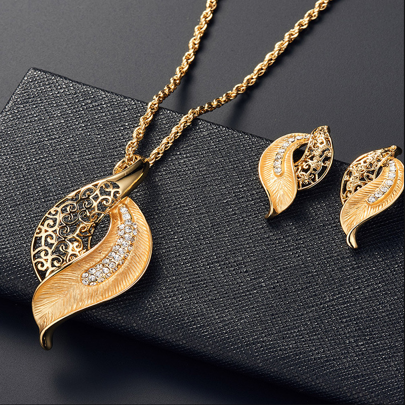 womens gold Leaf necklace earrings set