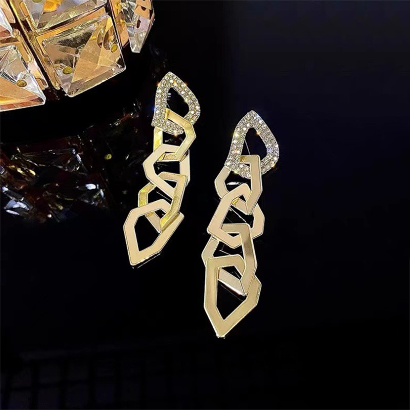 Multiple Metal Rings Drop Earrings