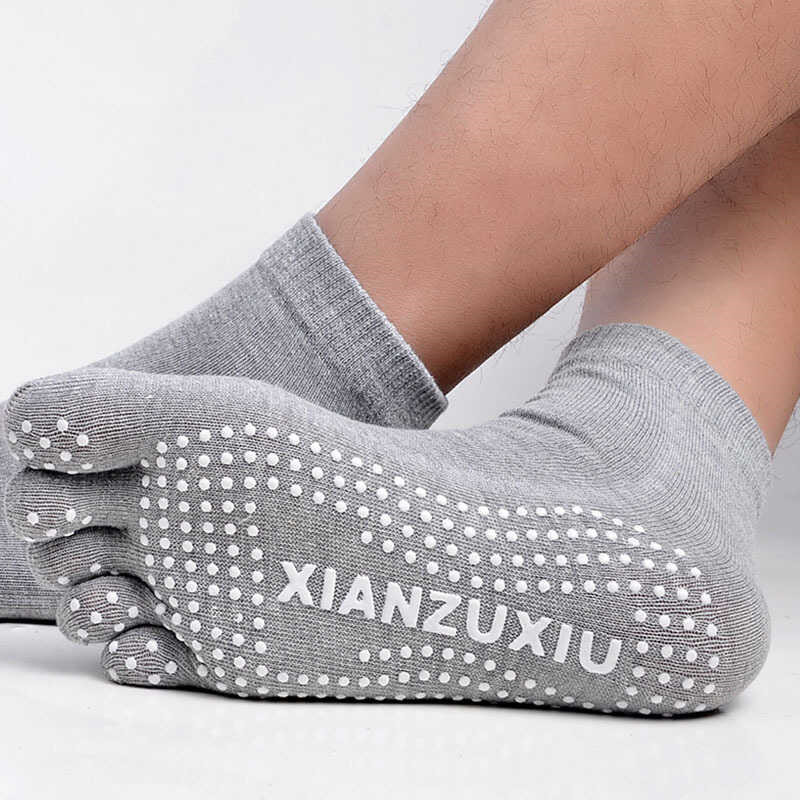 Light grey Man yoga socks