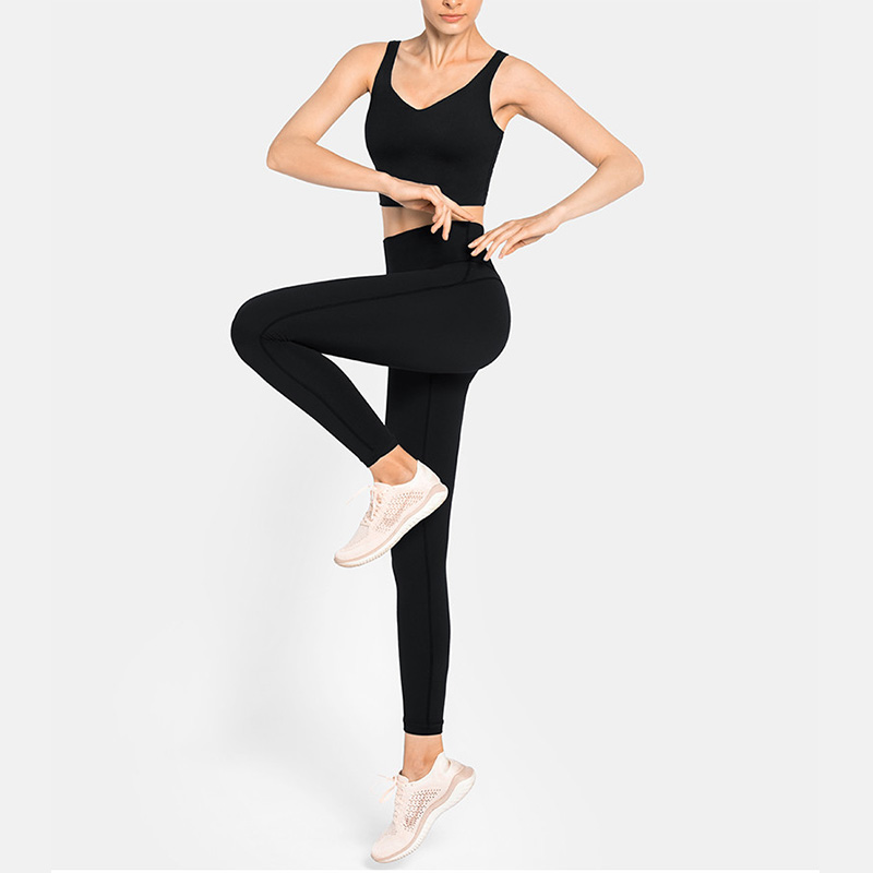 Wholesale custom logo plain fitness yoga bra top big size elastic athletic running sports bra