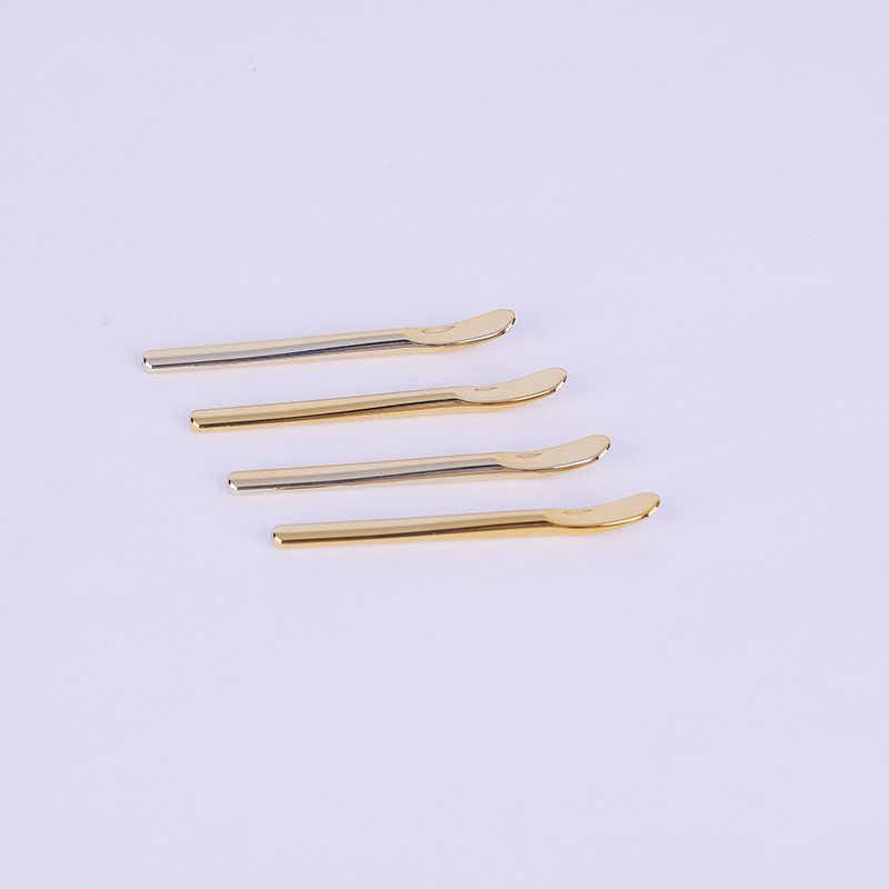  Golden Spoon Shaped Cosmetic Plastic Spoon