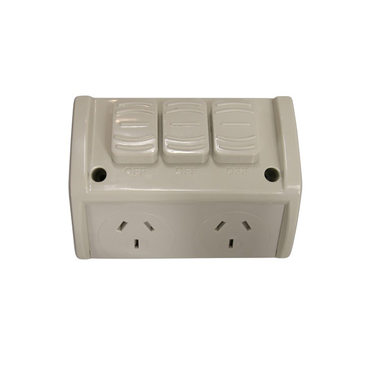 10AMP Double Weatherproof Outlet with extra Switch IP53