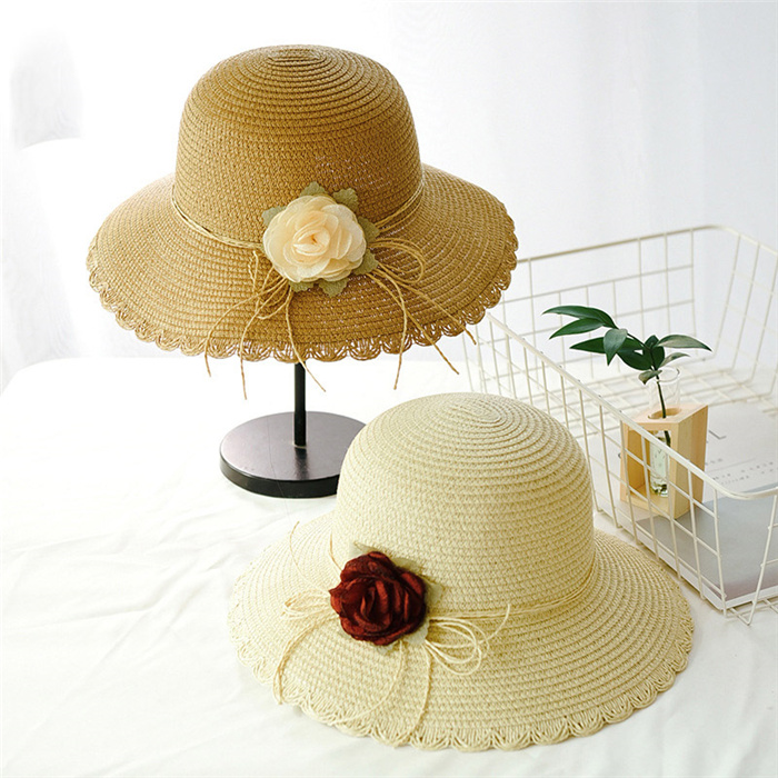 Collapsible straw hat
