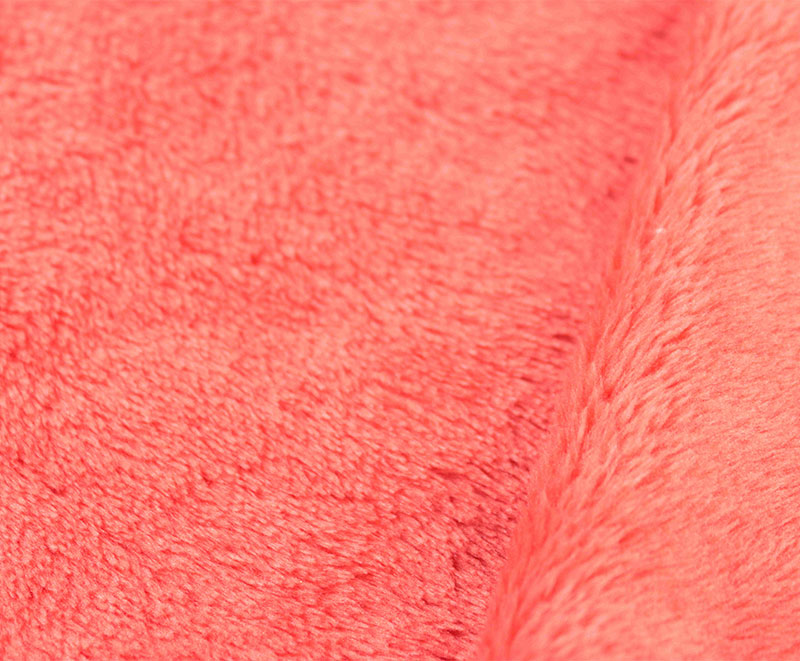 Red heart cut flannel blanket 1030105