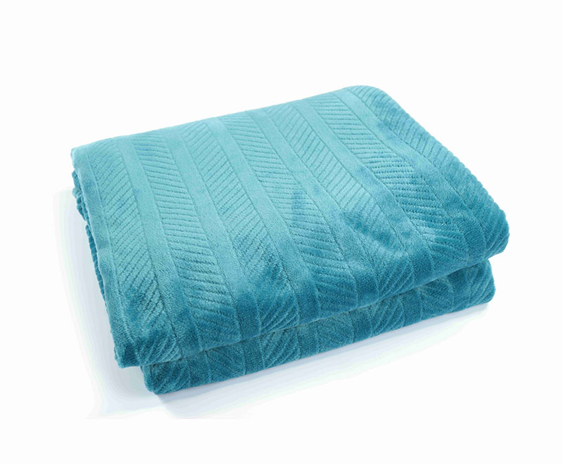 Lightweight and comfortable single layer flannel blanket 1030113