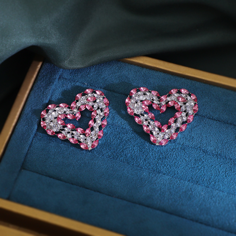 European and American Internet Celebrity Retro Love Sweet Pink Diamond Earrings