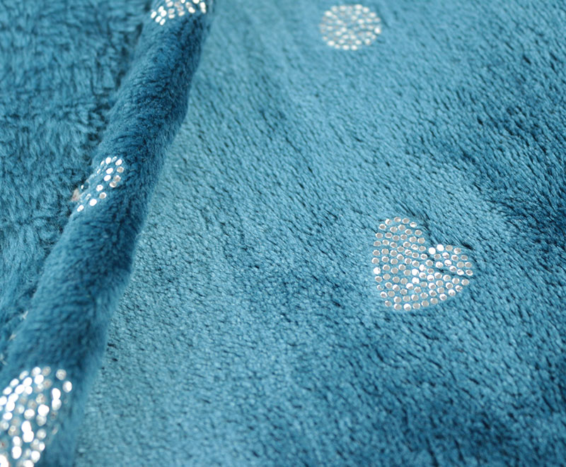 Fleece heart print bronzing flannel blanket 1030805