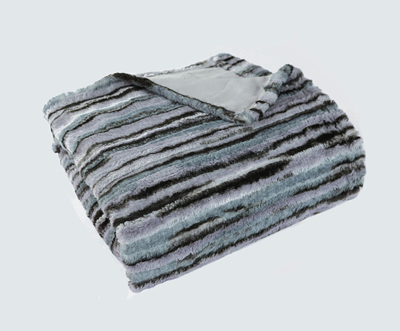 Premium raccoon print PV blanket 1010220
