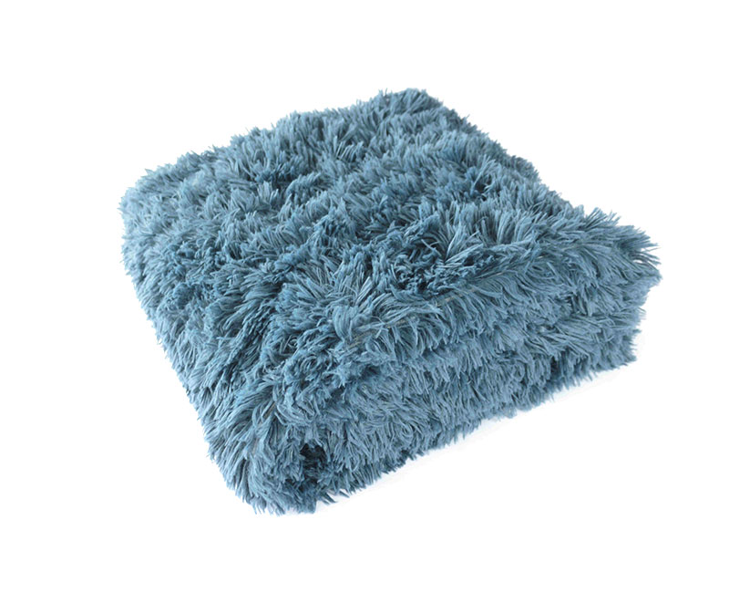Blue decorative fluffy PV plush with fleece blanket 1010309