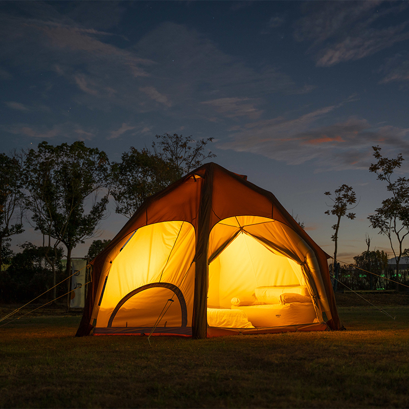 Inflatable Tent glam camp