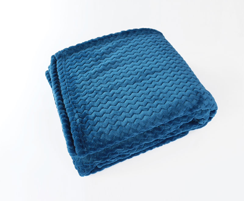 Blue ripple jacquard flannel blanket 15