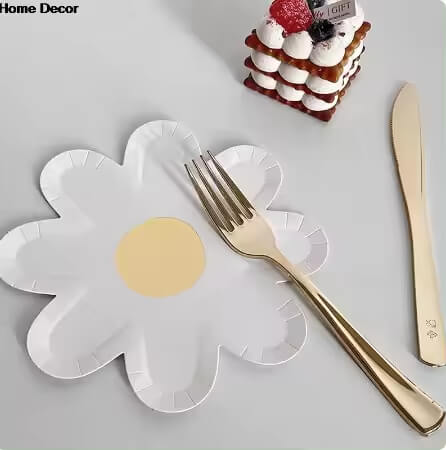 Daisy Paper Plates