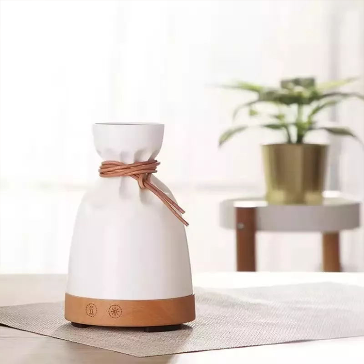 Mini Wood Grain with LED Night Light Ultra Quiet Aroma Diffuser