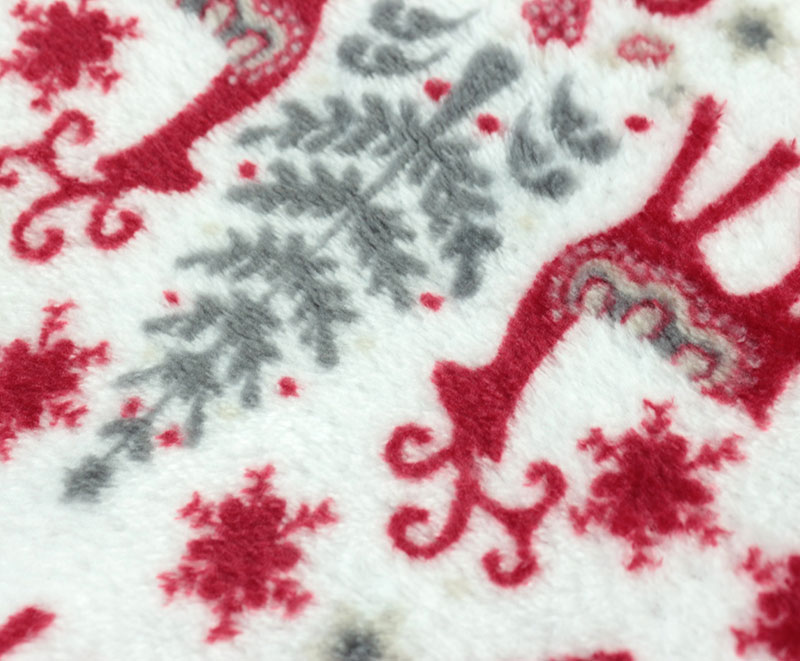 Elegant and cozy single layer Christmas reindeer blanket 09
