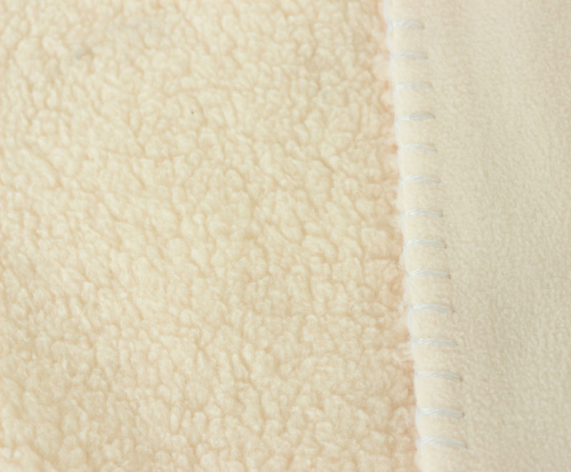 Creamy milky comfortable solid fleece combination lamb fleece blanket 1050403