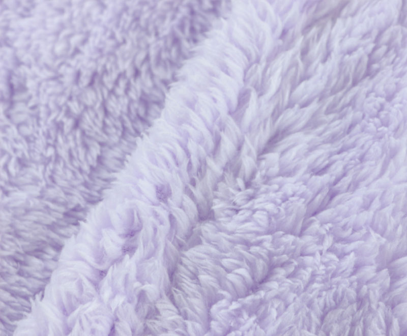 Elegant and generous solid color lamb fleece blanket 1060306