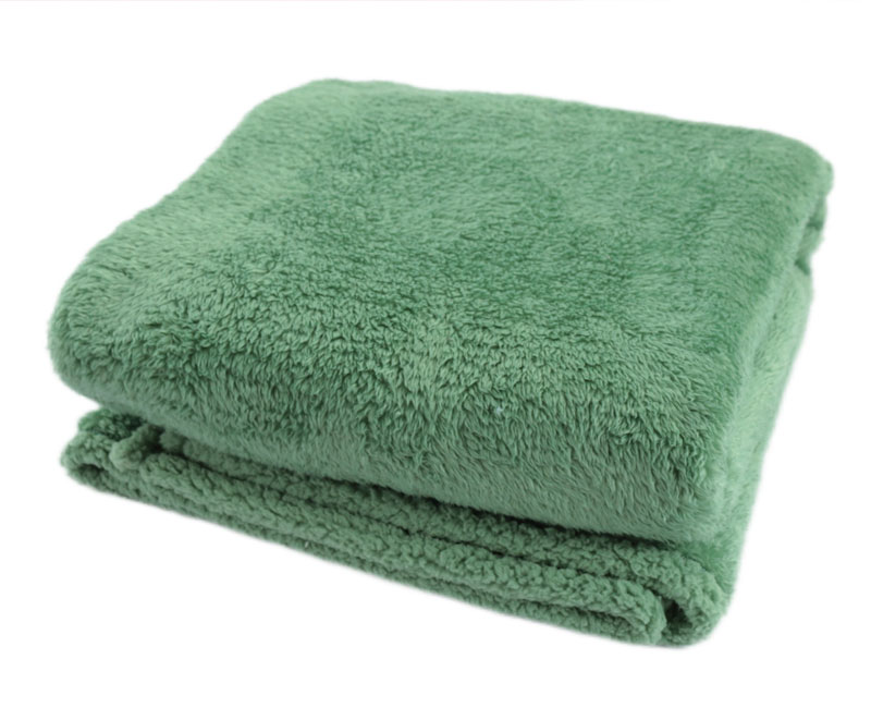 Soft simple and elegant solid color lamb fleece blanket 1060314