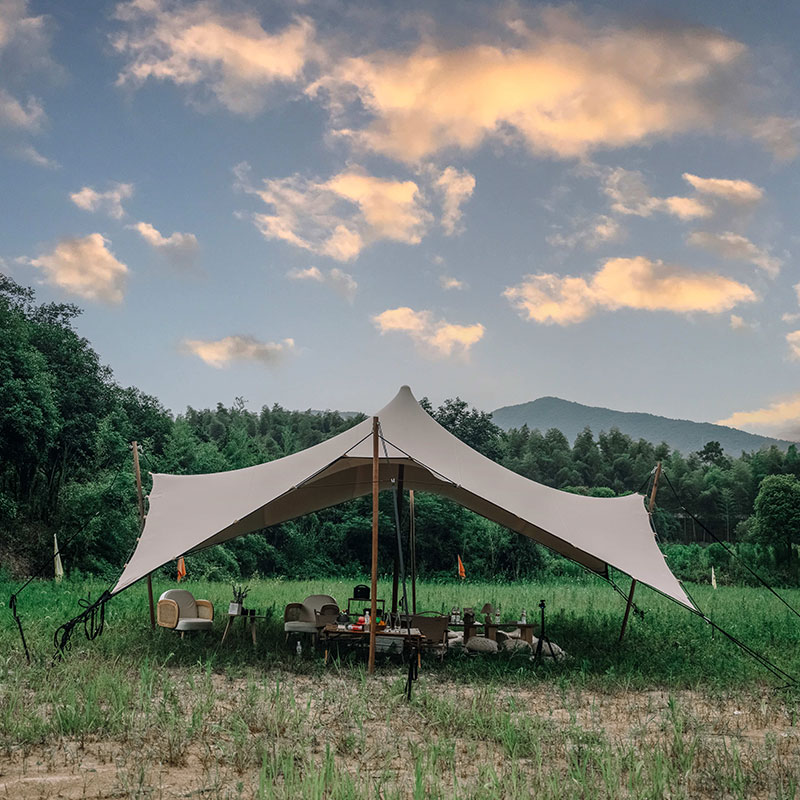 Stretch tent glam camp