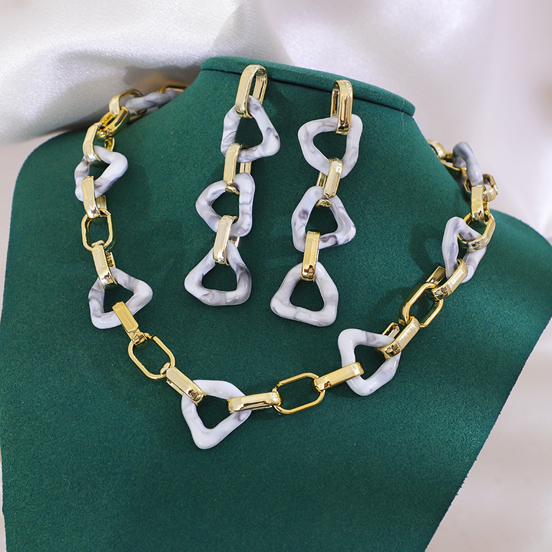 chunky chain link marblenecklace earrings