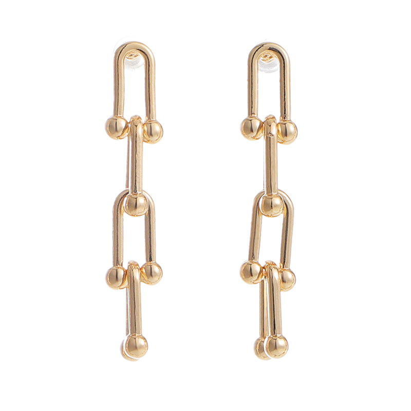 paperclip chain ear stud