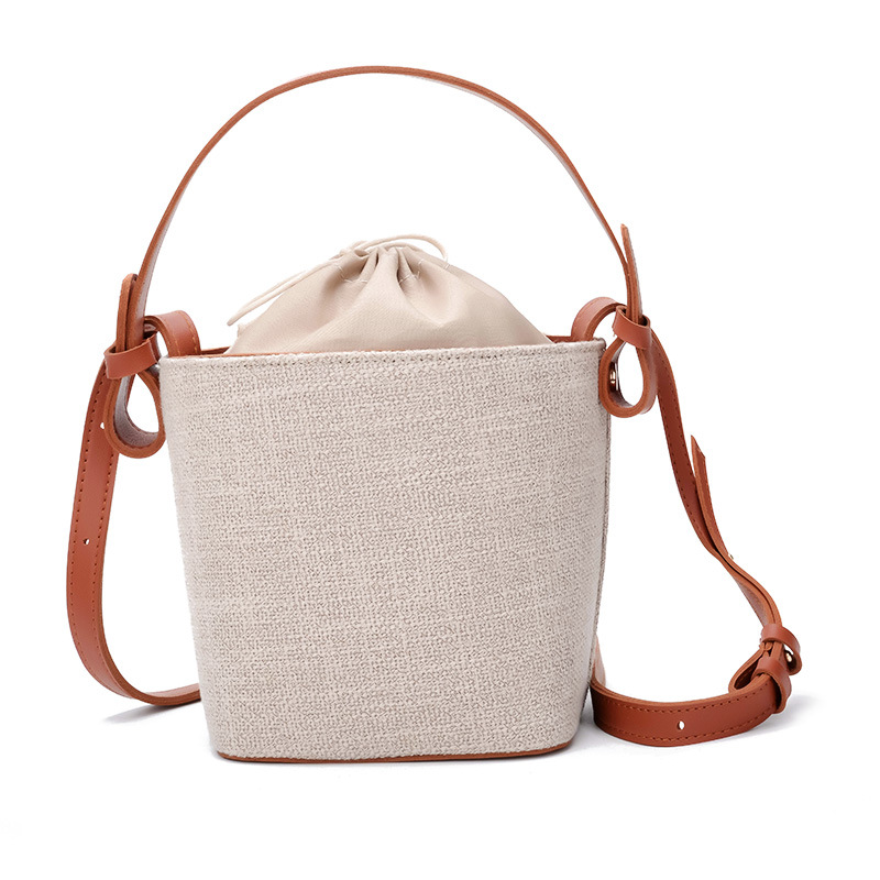 Linen with bucket bag